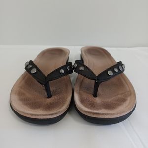 UGG sadie black leather studded thong sandals  size 5